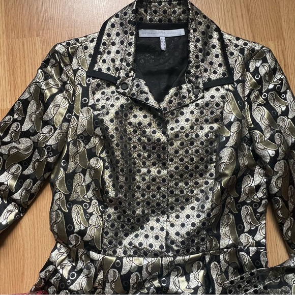 Victoria Beckham gold & black lame geometric print shirt dress - Picture 16 of 16